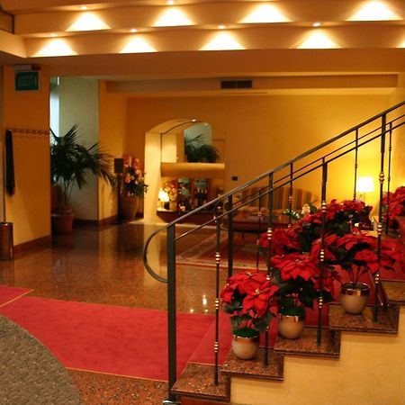 Savant Hotel Lamezia Terme Eksteriør bilde