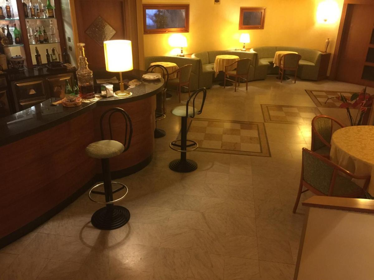 Savant Hotel Lamezia Terme Eksteriør bilde