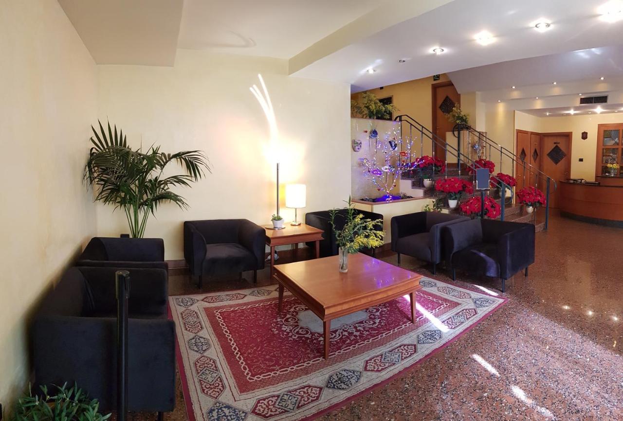 Savant Hotel Lamezia Terme Eksteriør bilde